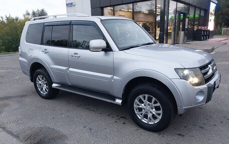 Mitsubishi Pajero IV рестайлинг 2, 2011 год, 1 670 000 рублей, 7 фотография