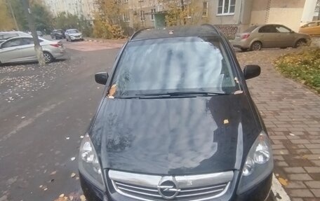 Opel Zafira B, 2012 год, 720 000 рублей, 2 фотография