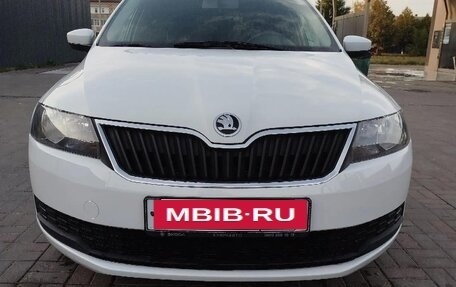 Skoda Rapid I, 2019 год, 1 075 000 рублей, 2 фотография