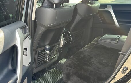 Toyota Land Cruiser Prado 150 рестайлинг, 2021 год, 7 750 000 рублей, 17 фотография