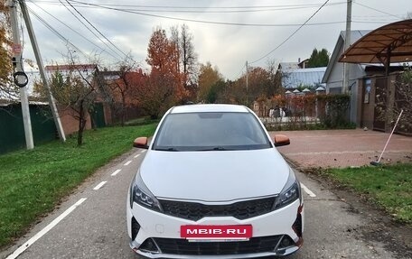 KIA Rio IV, 2021 год, 1 530 000 рублей, 2 фотография
