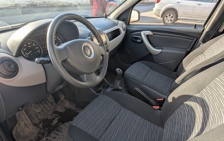 Renault Sandero I, 2013 год, 630 000 рублей, 8 фотография