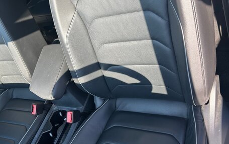 Volkswagen Tiguan II, 2021 год, 3 600 000 рублей, 12 фотография
