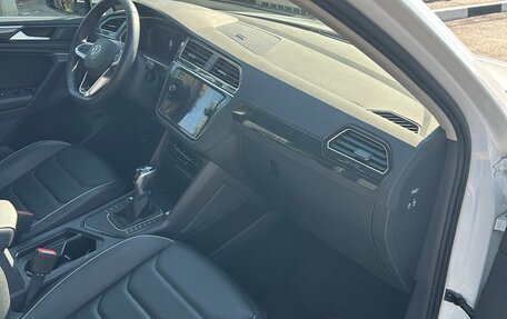 Volkswagen Tiguan II, 2021 год, 3 600 000 рублей, 14 фотография