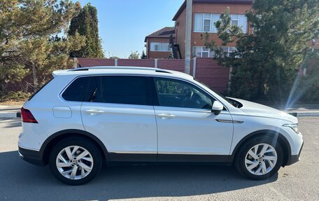 Volkswagen Tiguan II, 2021 год, 3 600 000 рублей, 7 фотография