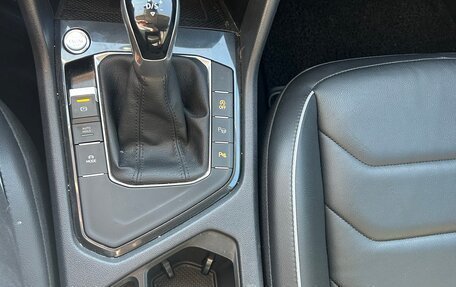 Volkswagen Tiguan II, 2021 год, 3 600 000 рублей, 22 фотография