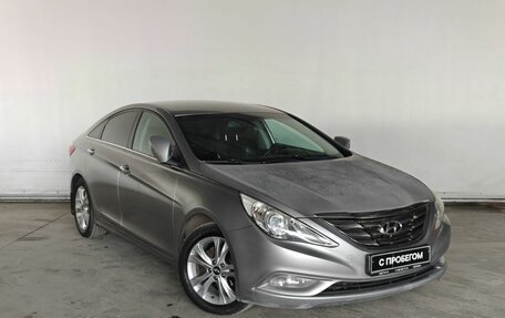 Hyundai Sonata VI, 2010 год, 1 030 000 рублей, 3 фотография