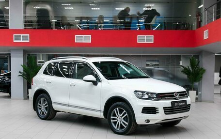 Volkswagen Touareg III, 2011 год, 1 850 000 рублей, 3 фотография
