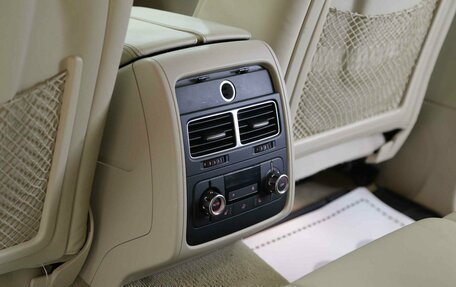 Volkswagen Touareg III, 2011 год, 1 850 000 рублей, 8 фотография