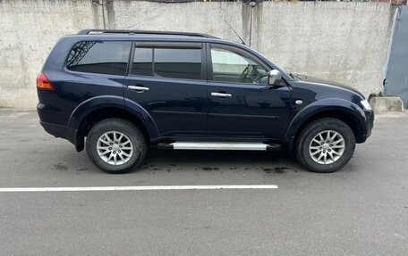 Mitsubishi Pajero Sport II рестайлинг, 2012 год, 1 455 000 рублей, 3 фотография
