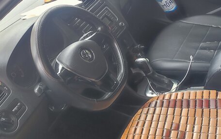 Volkswagen Polo VI (EU Market), 2018 год, 500 000 рублей, 5 фотография