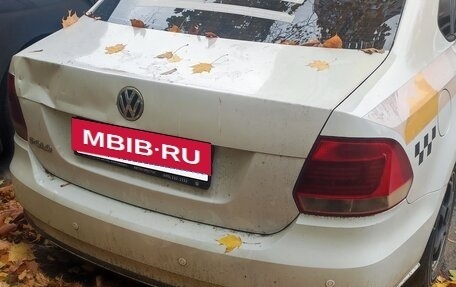 Volkswagen Polo VI (EU Market), 2018 год, 500 000 рублей, 2 фотография