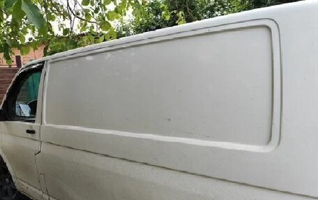Volkswagen Transporter T5 рестайлинг, 2006 год, 780 000 рублей, 2 фотография