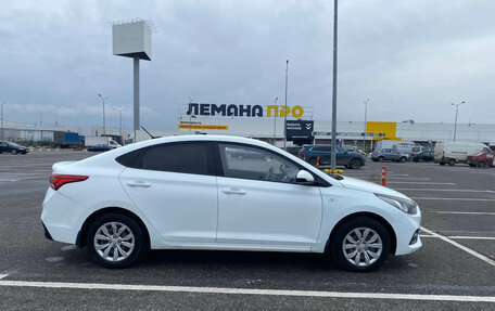 Hyundai Solaris II рестайлинг, 2019 год, 920 000 рублей, 4 фотография