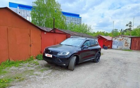 Volkswagen Touareg III, 2017 год, 4 500 000 рублей, 2 фотография