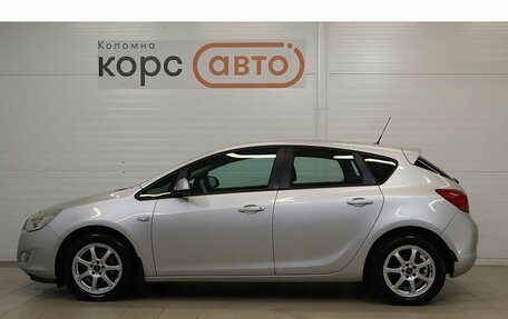Opel Astra J, 2010 год, 678 000 рублей, 2 фотография