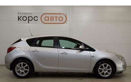 Opel Astra J, 2010 год, 678 000 рублей, 4 фотография