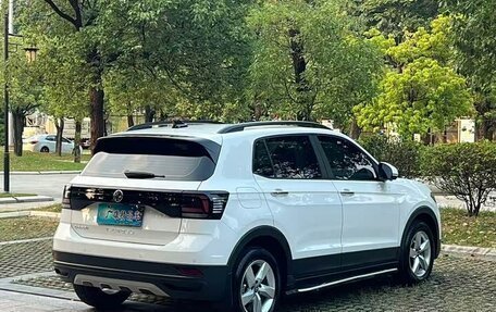 Volkswagen T-Cross I, 2022 год, 1 300 000 рублей, 13 фотография