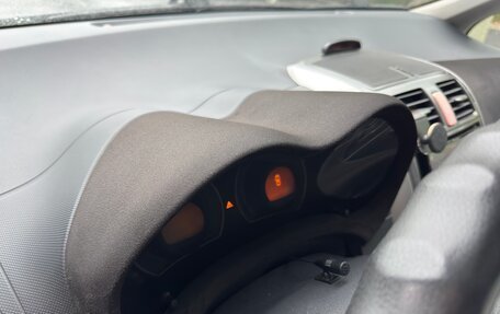 Toyota Auris II, 2008 год, 900 000 рублей, 17 фотография