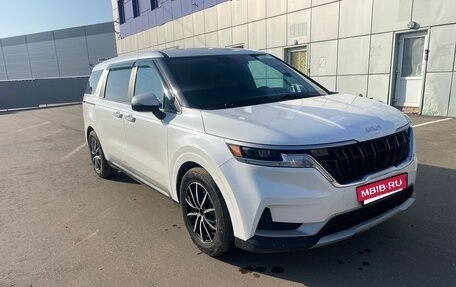 KIA Carnival, 2021 год, 3 850 000 рублей, 2 фотография