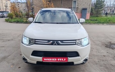 Mitsubishi Outlander III рестайлинг 3, 2012 год, 1 100 000 рублей, 1 фотография