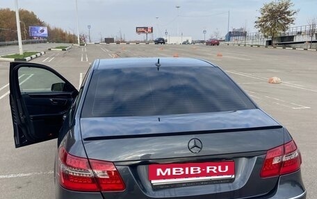 Mercedes-Benz E-Класс, 2010 год, 1 350 000 рублей, 5 фотография