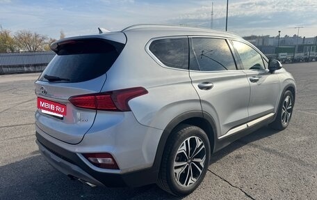 Hyundai Santa Fe IV, 2018 год, 2 690 000 рублей, 4 фотография