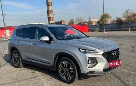 Hyundai Santa Fe IV, 2018 год, 2 690 000 рублей, 2 фотография