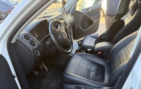 Volkswagen Tiguan I, 2011 год, 1 350 000 рублей, 6 фотография