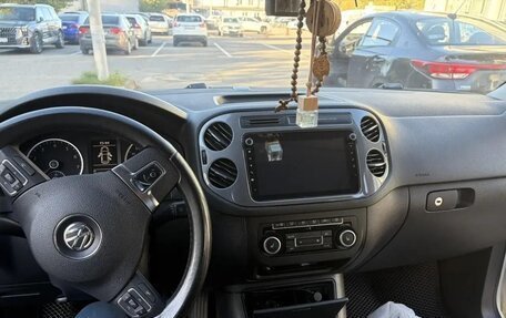 Volkswagen Tiguan I, 2011 год, 1 350 000 рублей, 8 фотография