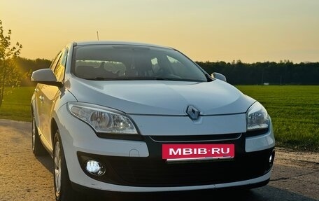 Renault Megane III рестайлинг, 2014 год, 790 000 рублей, 3 фотография