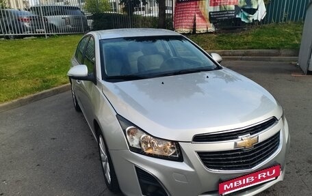 Chevrolet Cruze II, 2014 год, 850 000 рублей, 3 фотография