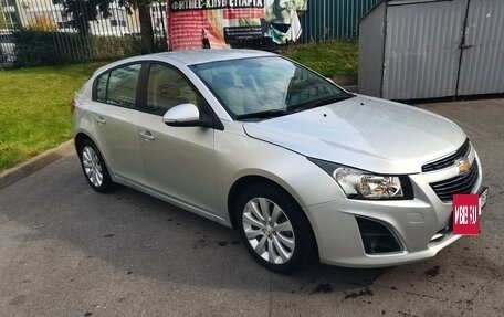 Chevrolet Cruze II, 2014 год, 850 000 рублей, 4 фотография