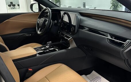Lexus RX IV рестайлинг, 2025 год, 8 099 000 рублей, 9 фотография