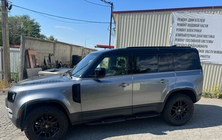 Land Rover Defender II, 2021 год, 7 350 000 рублей, 3 фотография