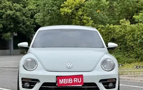 Volkswagen Beetle, 2019 год, 1 230 444 рублей, 2 фотография