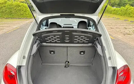 Volkswagen Beetle, 2019 год, 1 230 444 рублей, 12 фотография