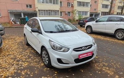 Hyundai Solaris II рестайлинг, 2013 год, 620 000 рублей, 1 фотография