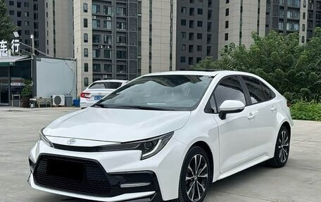 Toyota Corolla, 2023 год, 1 650 000 рублей, 3 фотография