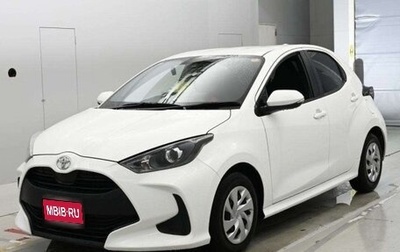 Toyota Yaris XP150 рестайлинг, 2022 год, 780 000 рублей, 1 фотография