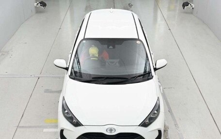 Toyota Yaris XP150 рестайлинг, 2022 год, 780 000 рублей, 5 фотография