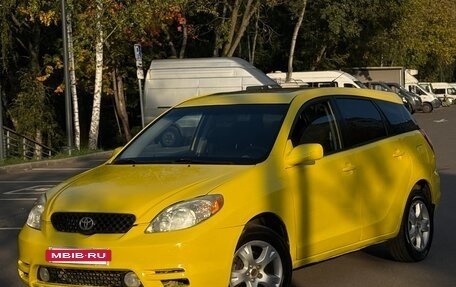 Toyota Matrix, 2003 год, 575 000 рублей, 2 фотография
