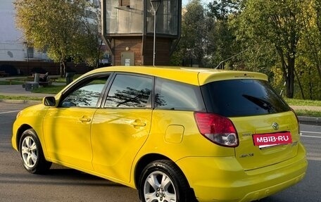 Toyota Matrix, 2003 год, 575 000 рублей, 4 фотография