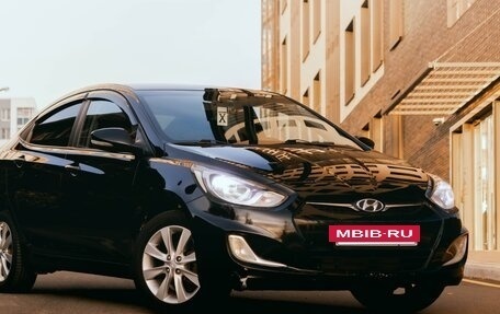 Hyundai Solaris II рестайлинг, 2012 год, 820 000 рублей, 4 фотография
