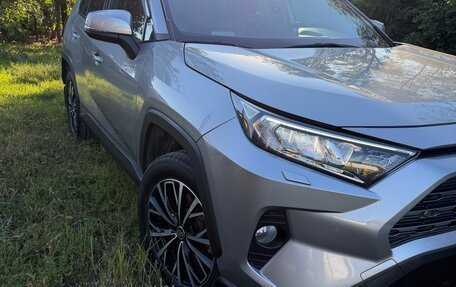 Toyota RAV4, 2019 год, 3 000 050 рублей, 4 фотография