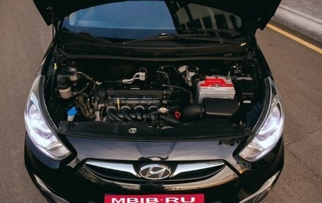 Hyundai Solaris II рестайлинг, 2012 год, 820 000 рублей, 22 фотография