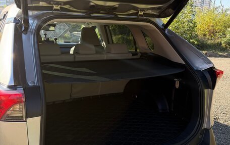 Toyota RAV4, 2019 год, 3 000 050 рублей, 17 фотография