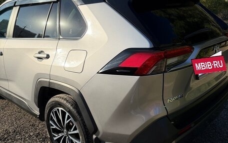 Toyota RAV4, 2019 год, 3 000 050 рублей, 12 фотография