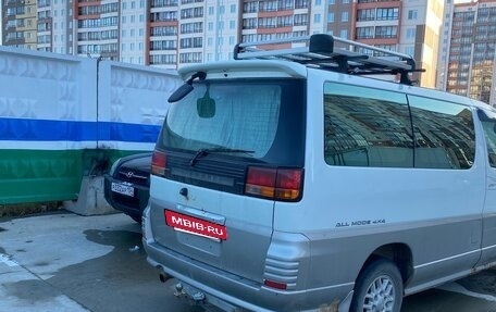 Nissan Elgrand I, 2000 год, 500 000 рублей, 5 фотография