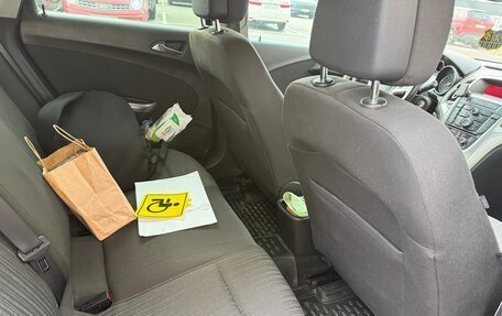 Opel Astra J, 2011 год, 620 000 рублей, 6 фотография